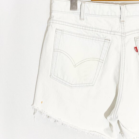 Vintage Levi's Faded Denim Shorts - Picture 4 of 10